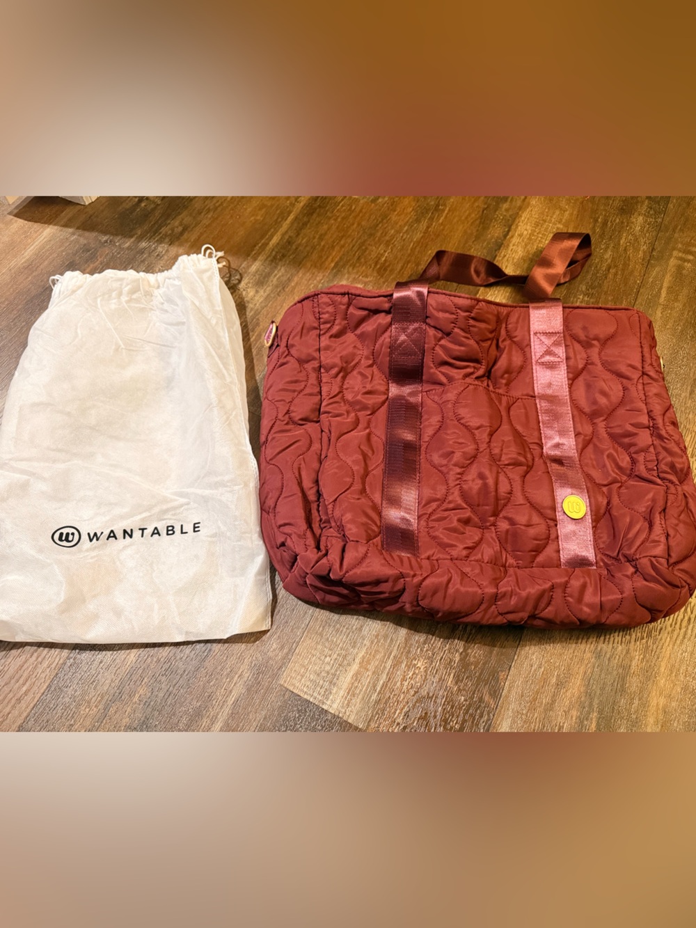 Wantable Quilted Travel Tote Bag in Burgundy